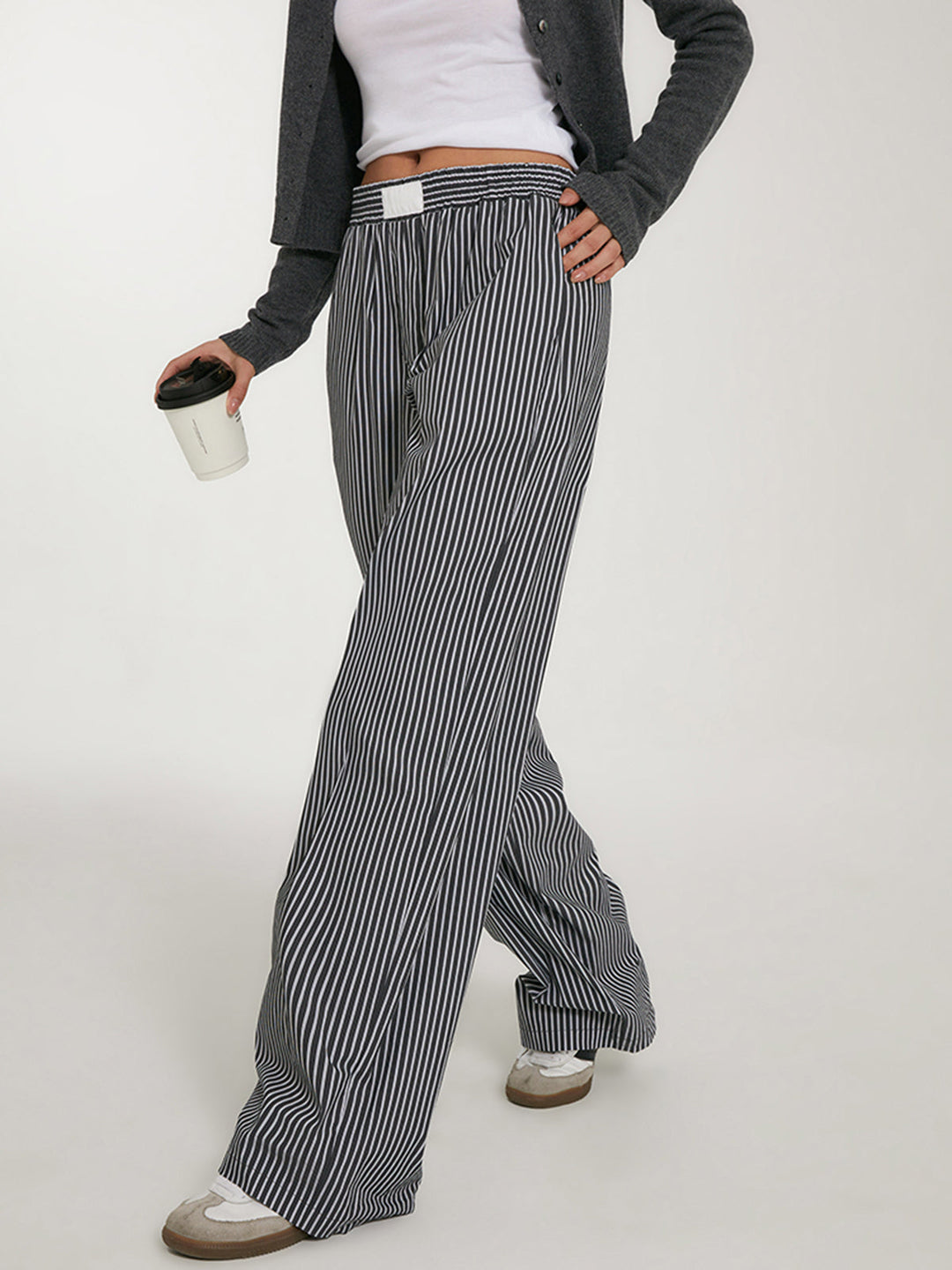 Pantalons décontractés à jambes larges rayées