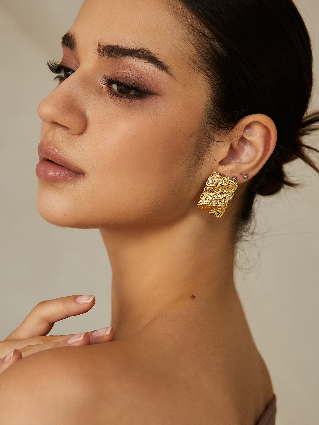 Boucles d'oreilles carrées dorées