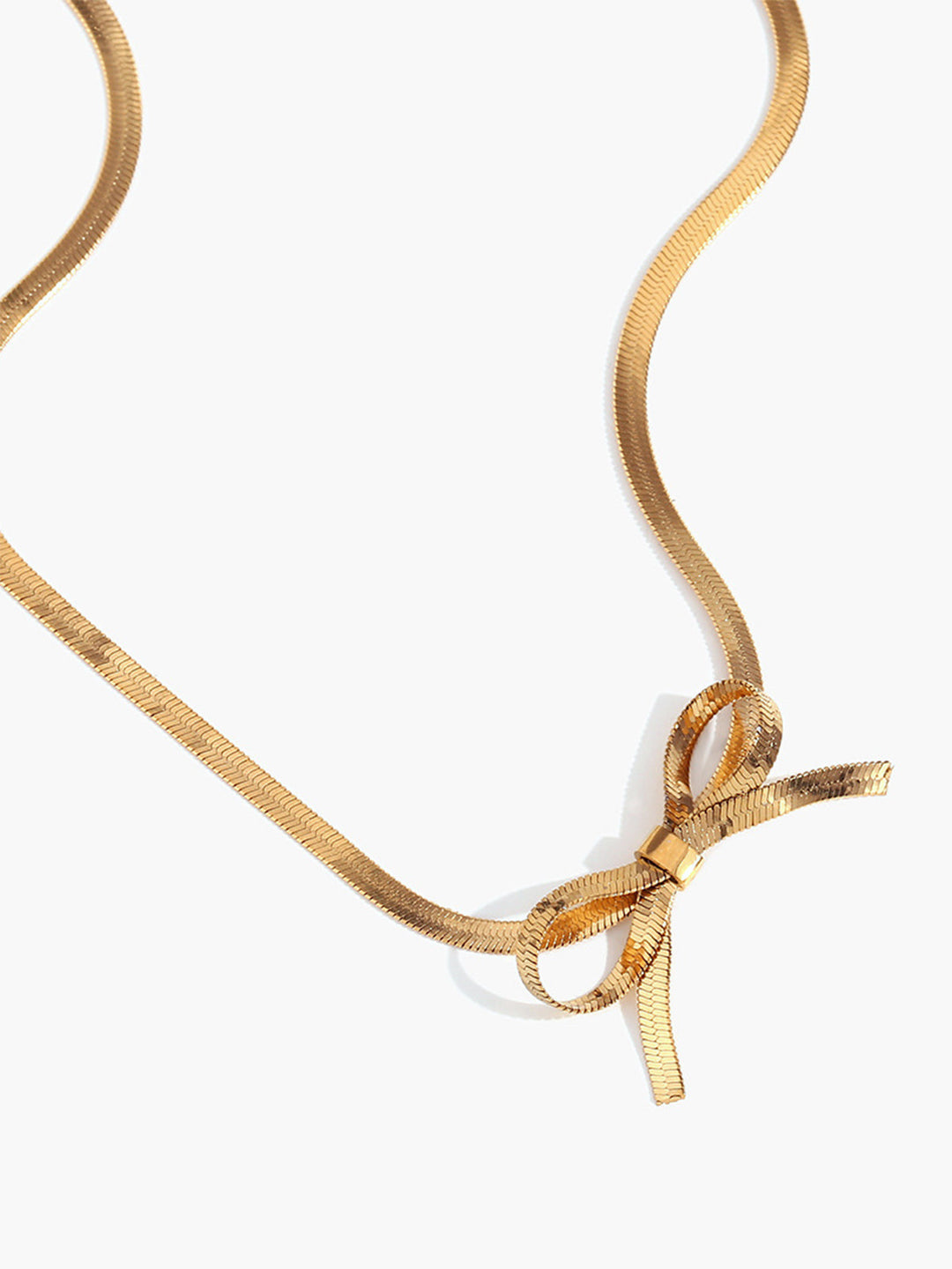 Collier nœud doré