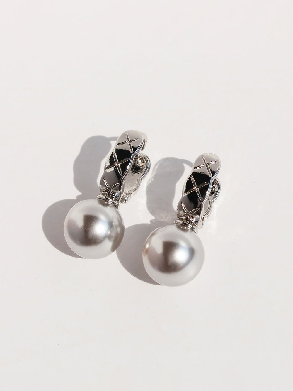 Boucles d'oreilles forme losange en U