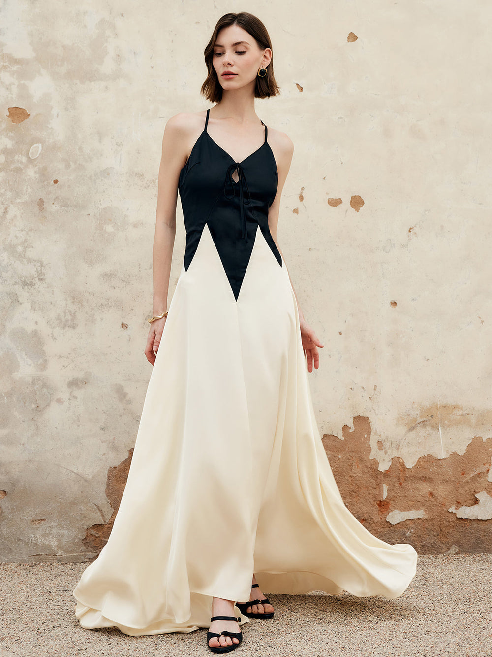 Robe Longue Patineuse Plissée Découpée Color Block