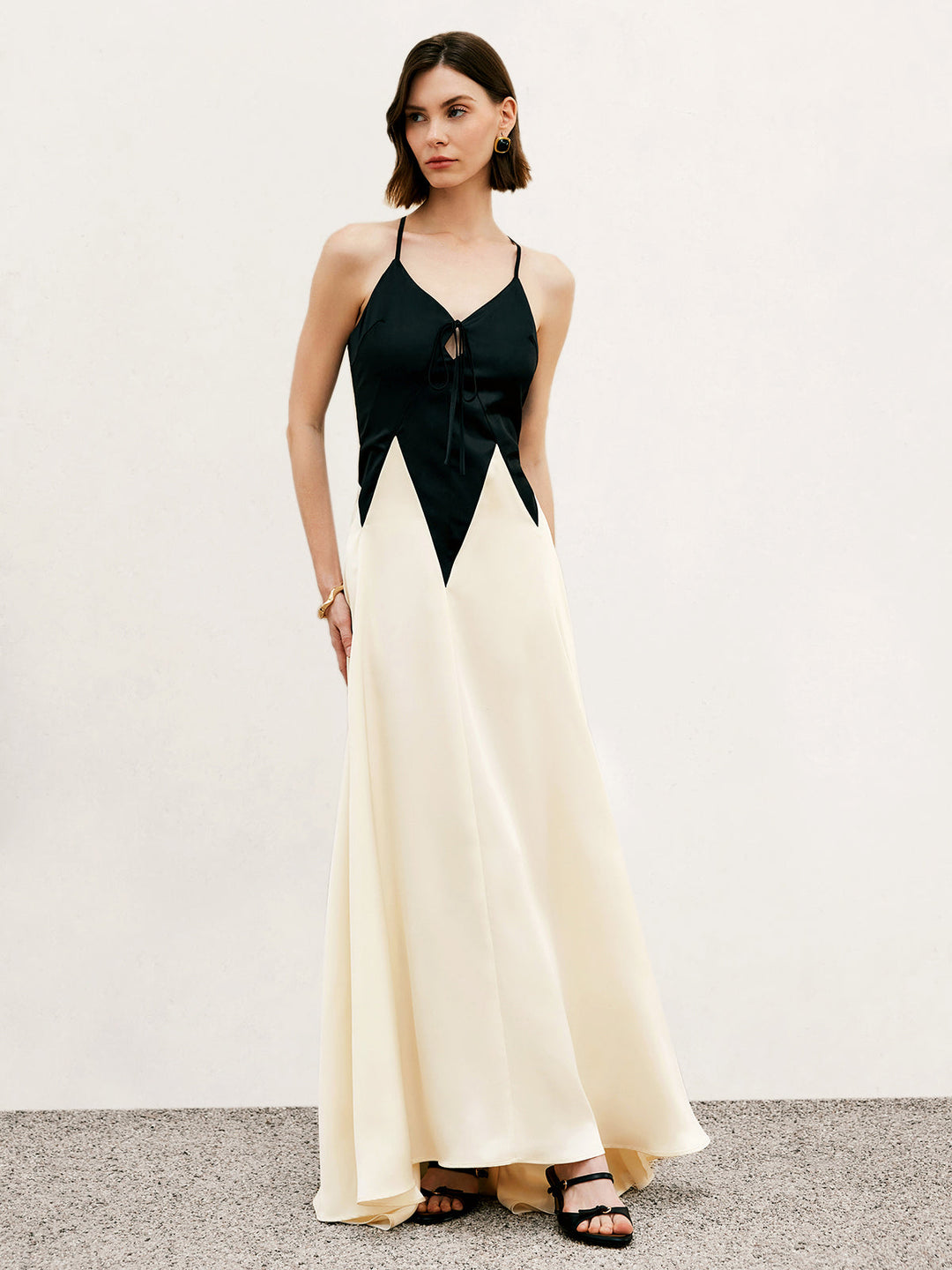 Robe Longue Patineuse Plissée Découpée Color Block