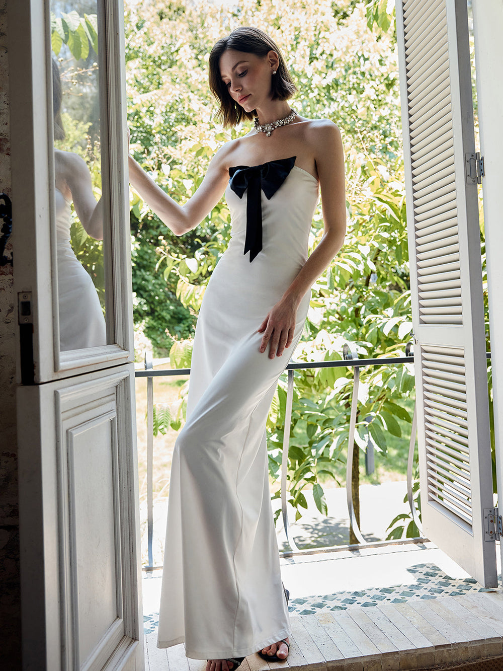 Robe Longue Sans Bretelles à Volants et Fente