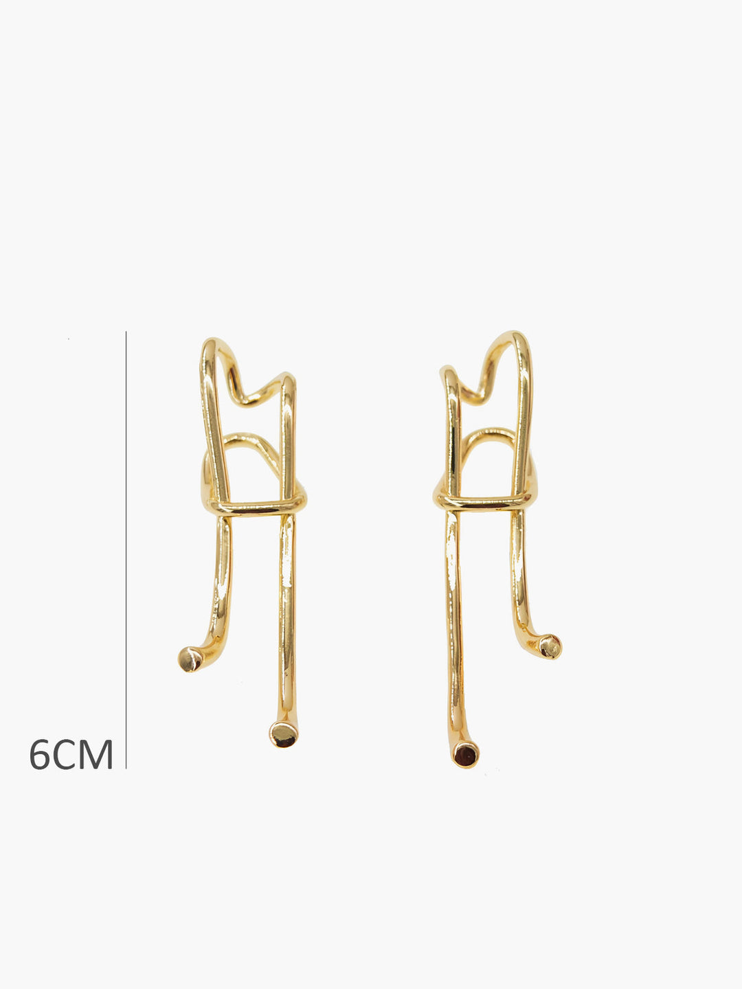 Boucles d'oreilles longues rétro exagérées