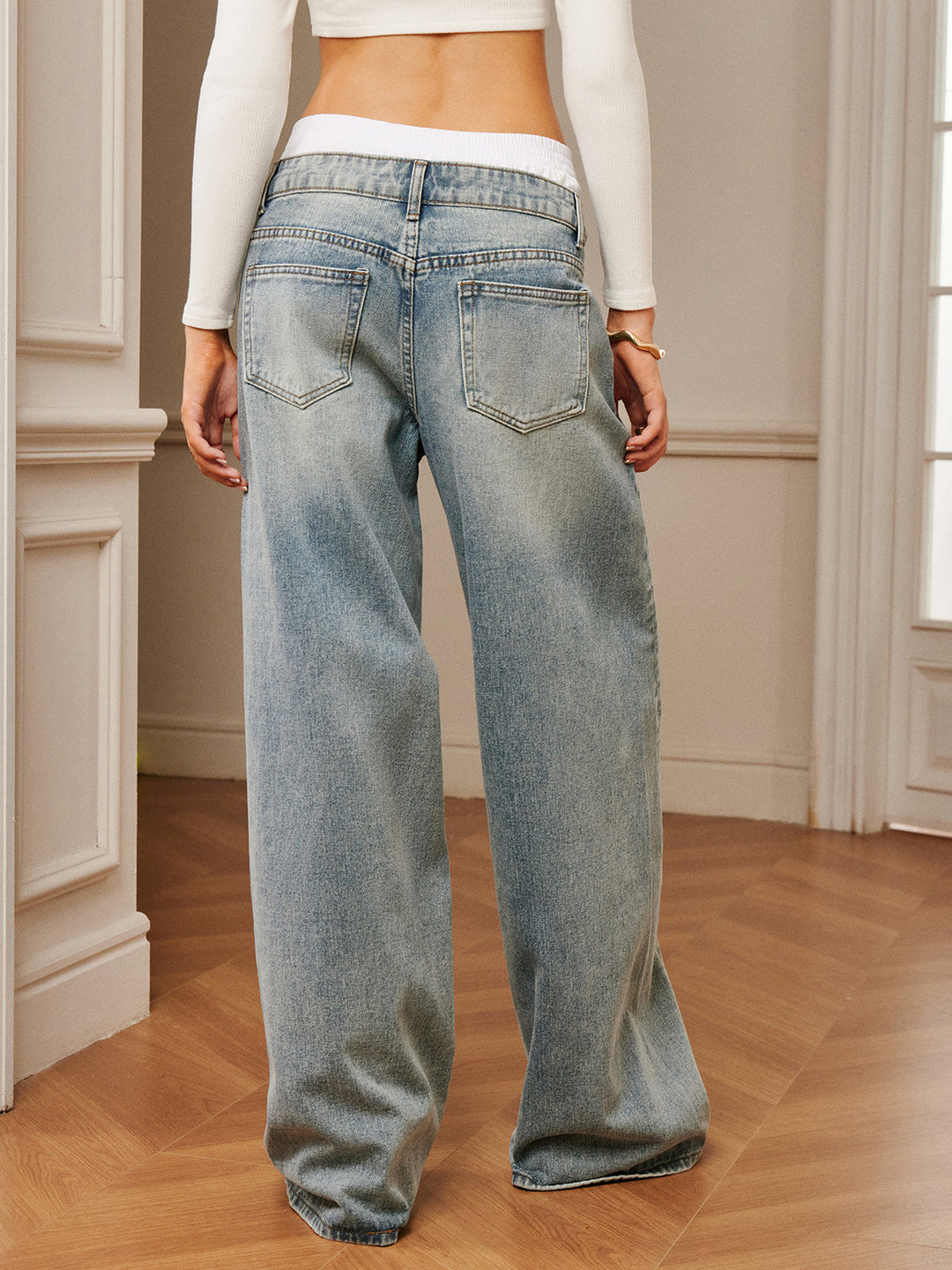 Jean en Denim à Passepoil Contrastant