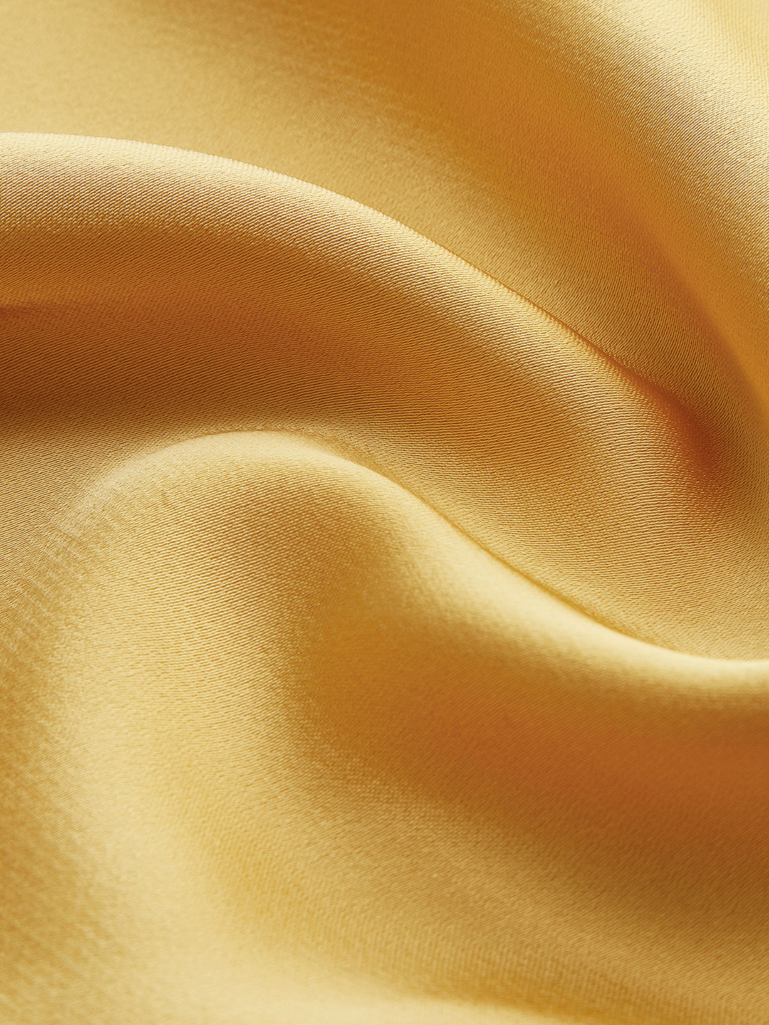 Robe Longue Satinée dos nu à fines bretelles
