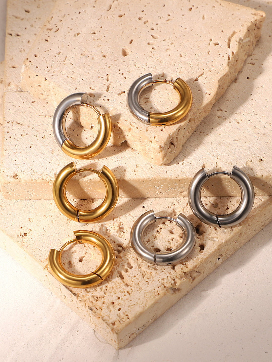 Boucles d'oreilles anneau à épissure bicolore