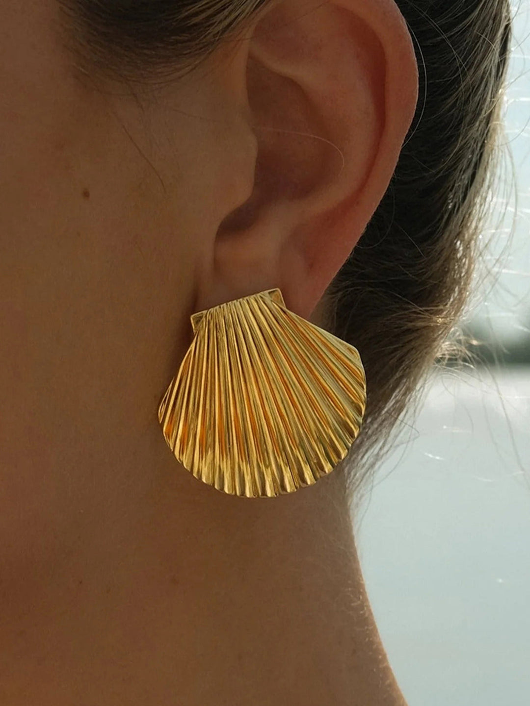 Boucles d'oreilles à clous Coquillage Doré