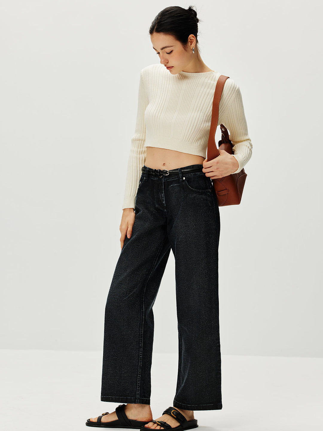 Cardigan en maille à nouer avec découpe