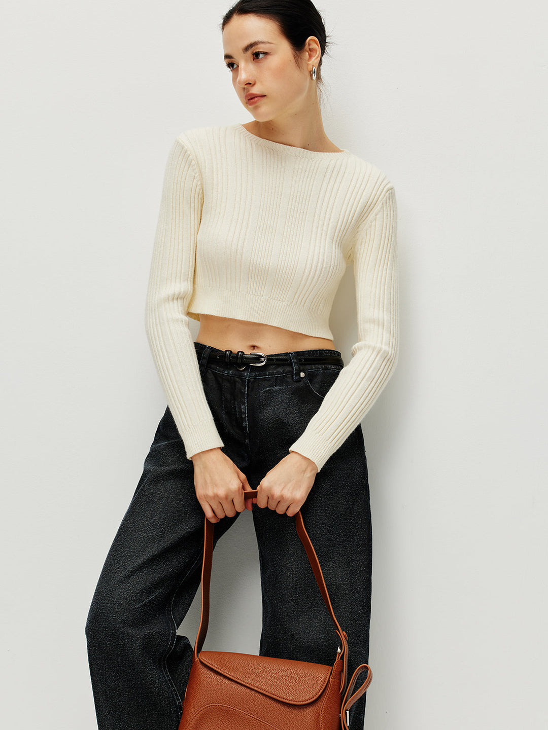Cardigan en maille à nouer avec découpe