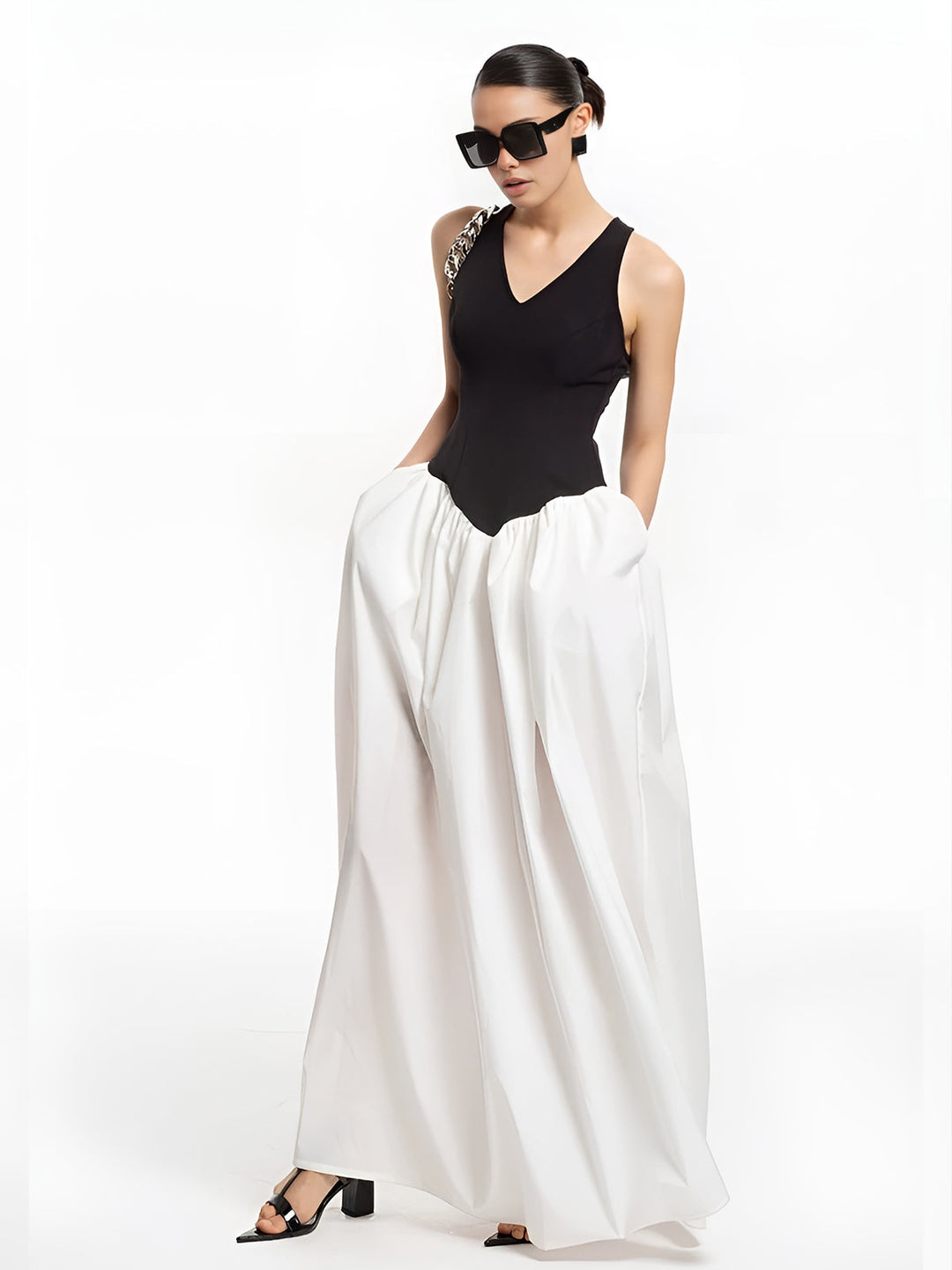 Robe mi-transparente à panneaux color block et poches