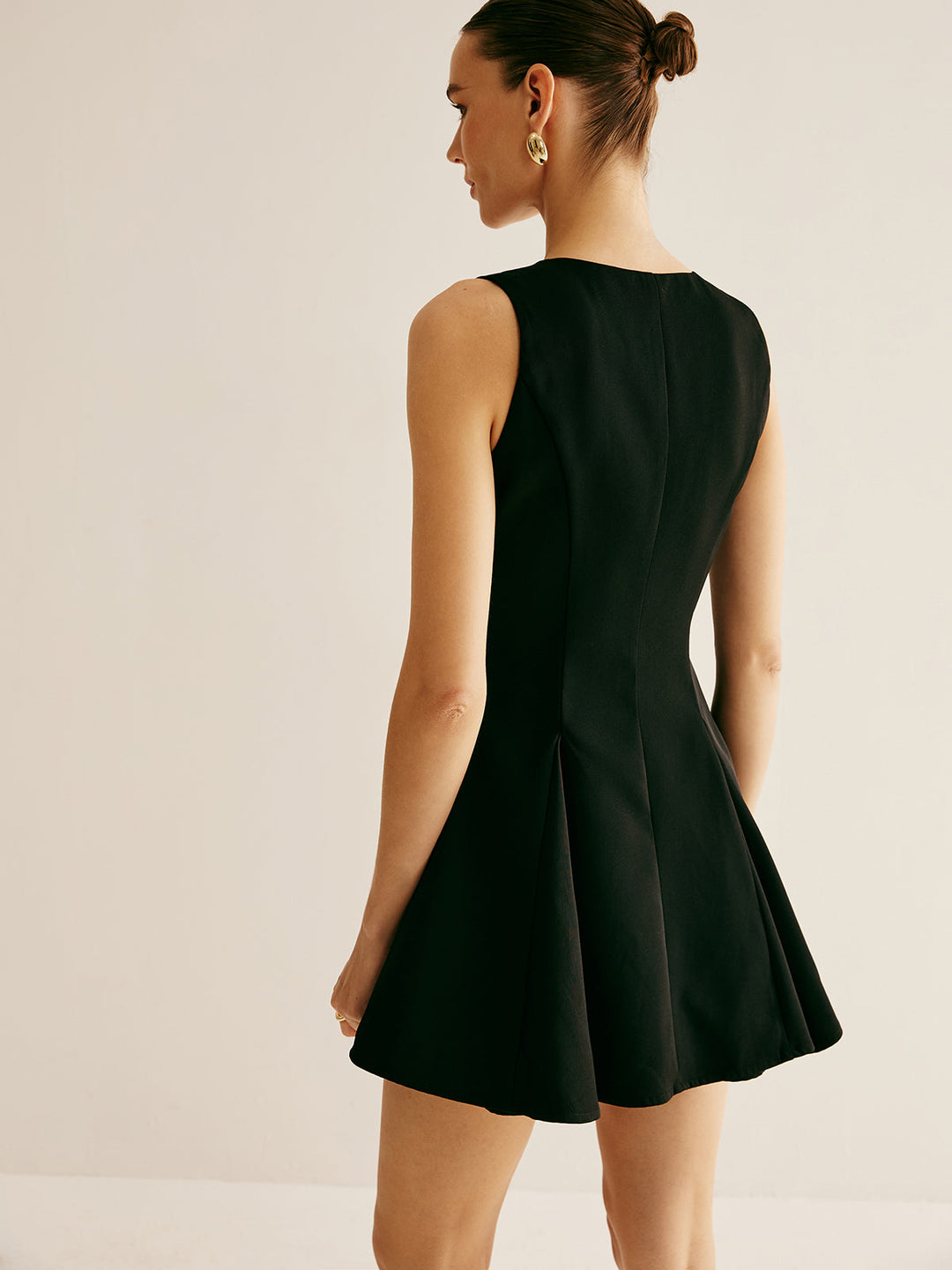 Robe Sans Manches Plissée Forme Parapluie