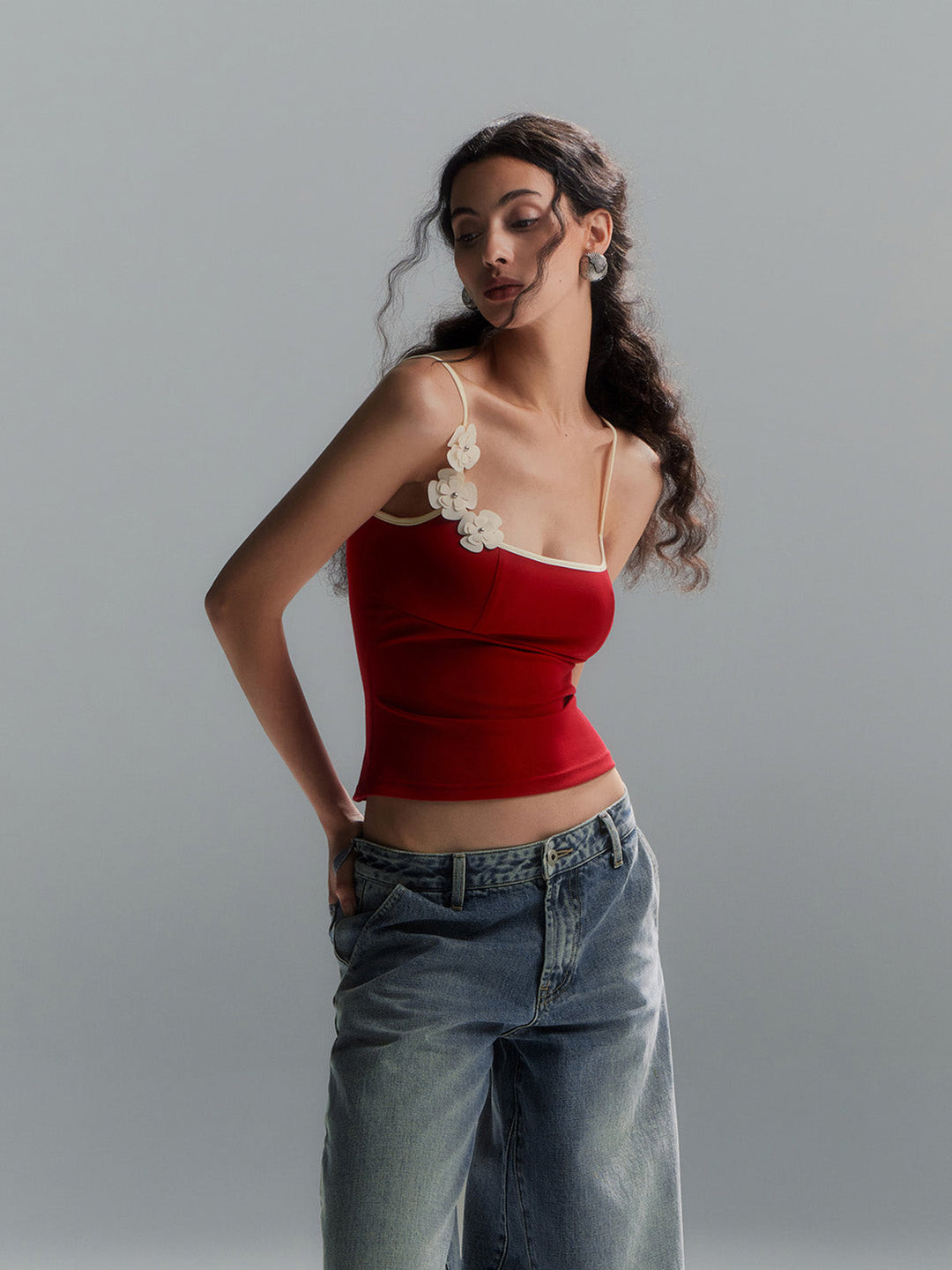 Haut Cami Ajusté Floral à Bordures Contrastées