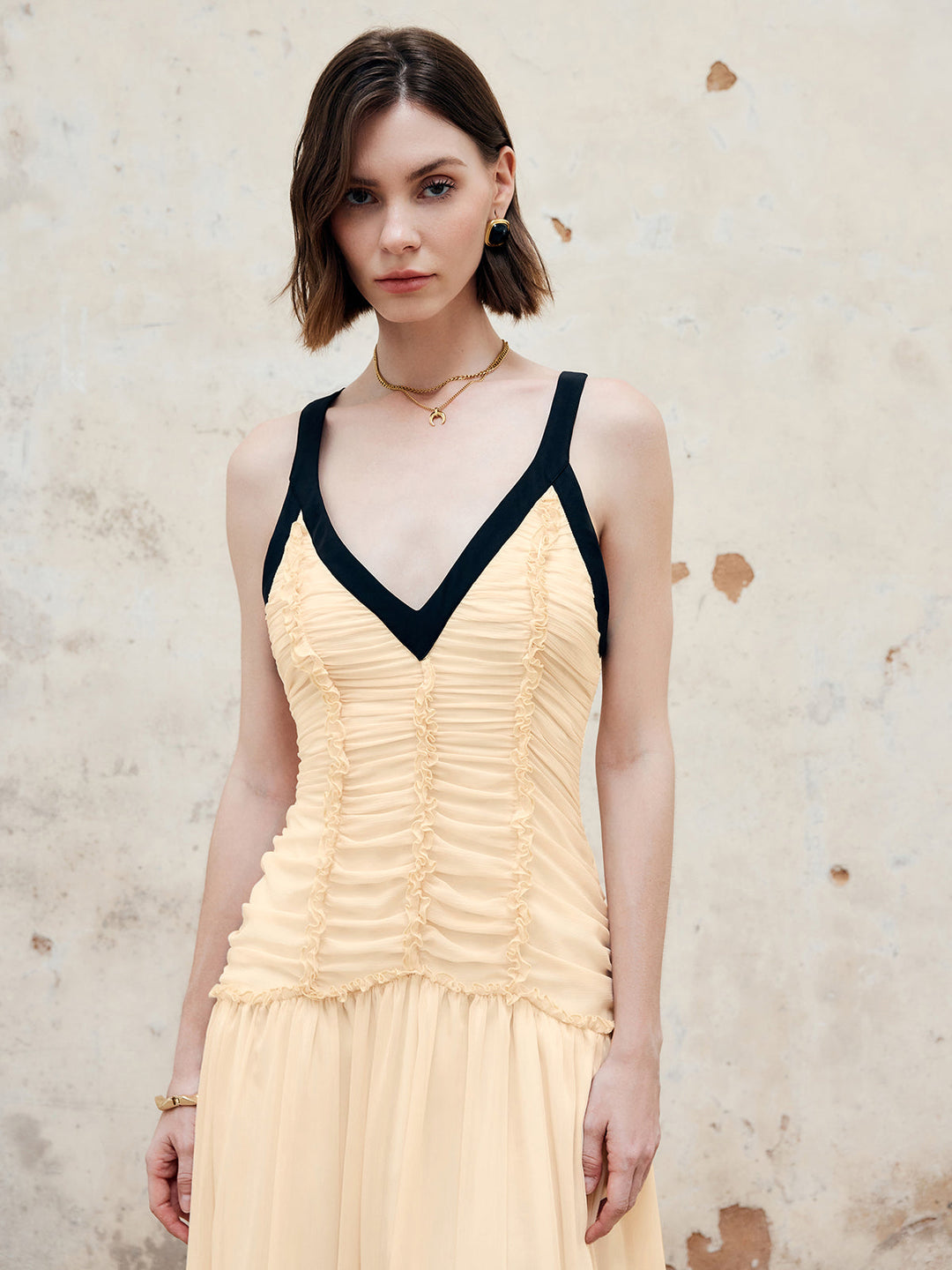 Robe Longue Plissée à Liens Contrastants