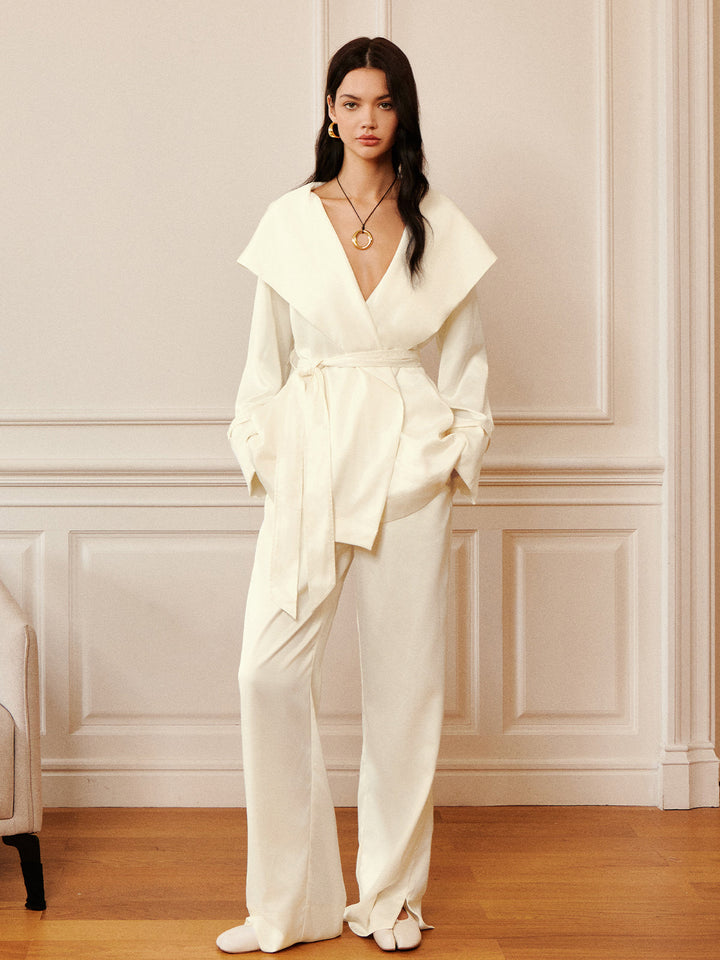 Chemise ceinturée unie en satin