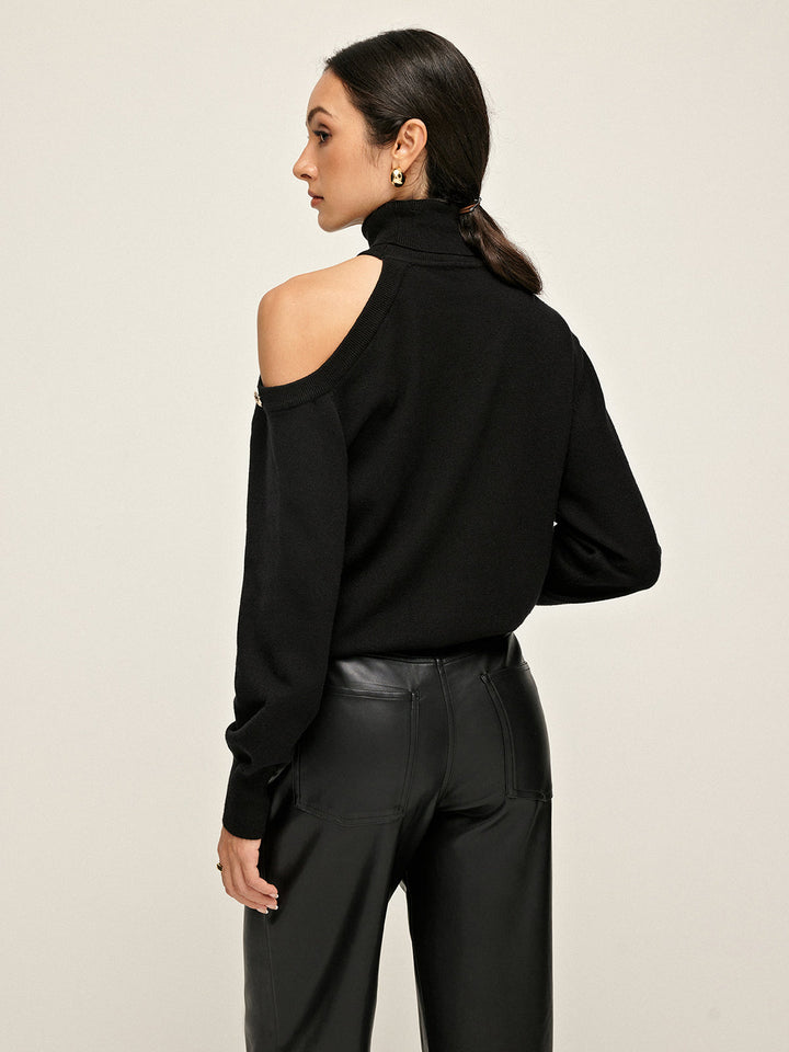 Pull à col roulé asymétrique à épaules dénudées