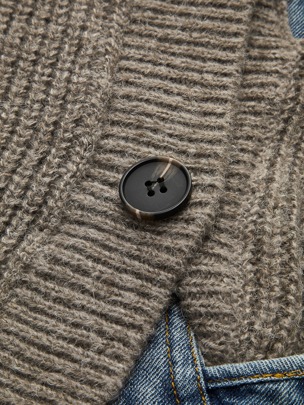 Cardigan à poches patchwork asymétrique