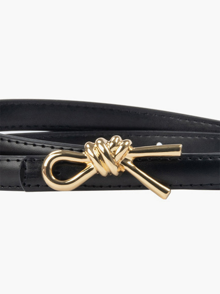 Ceinture fine à boucle nouée