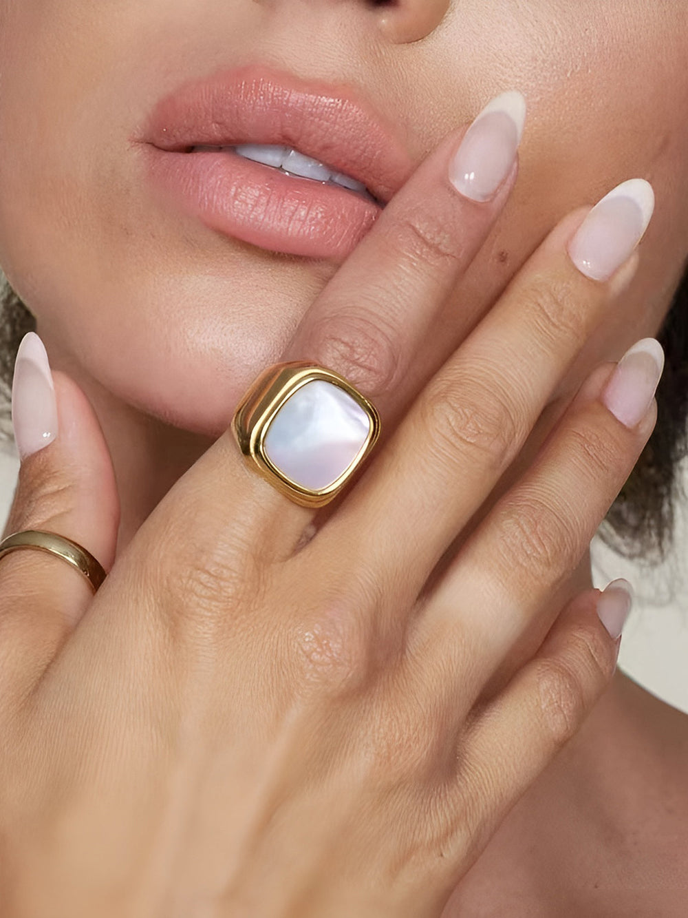 Bague Sceau Coque Carrée
