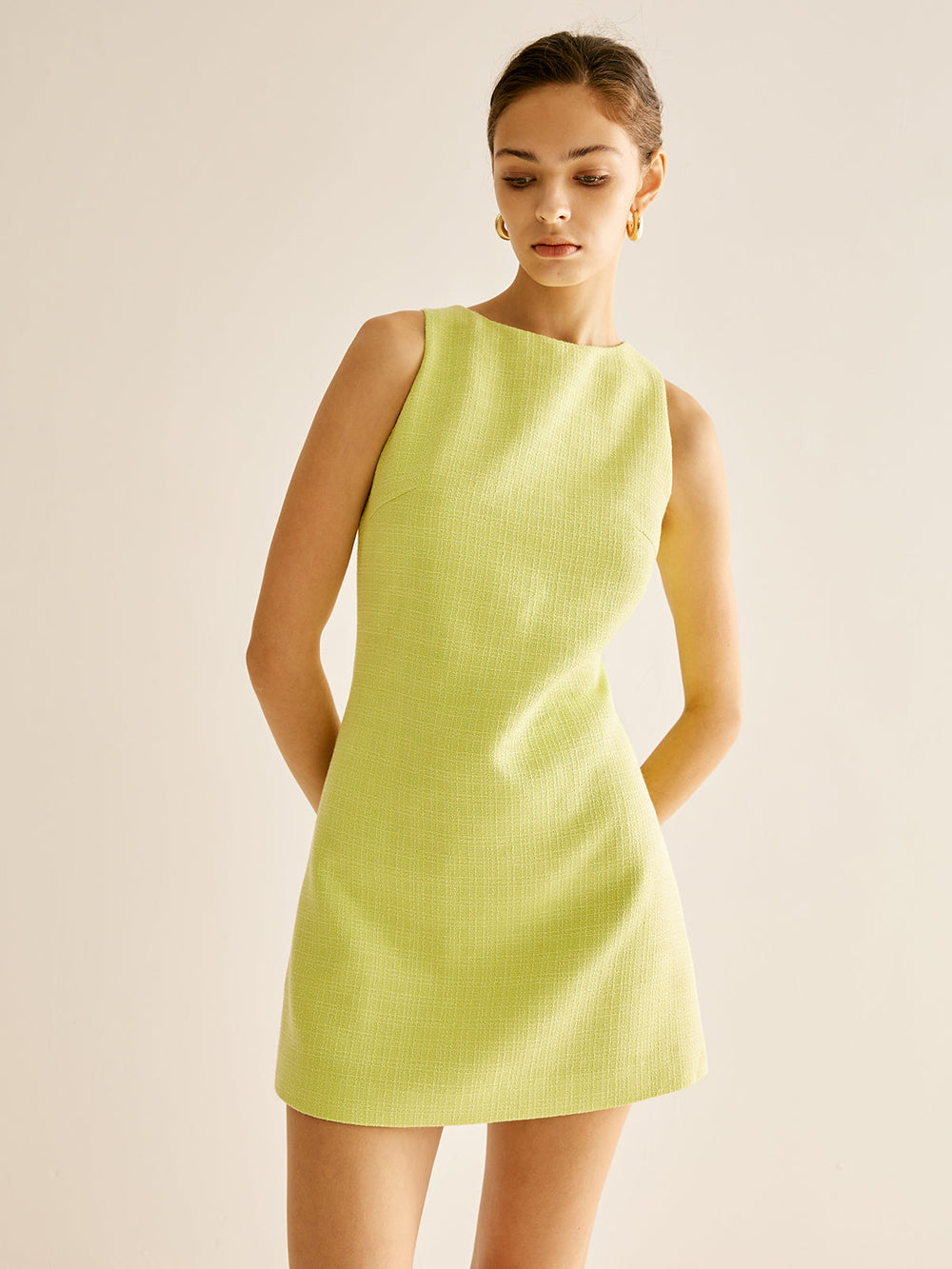 Robe débardeur minimaliste en tweed