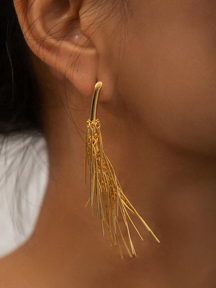 Boucles d'oreilles puces à pampilles dorées