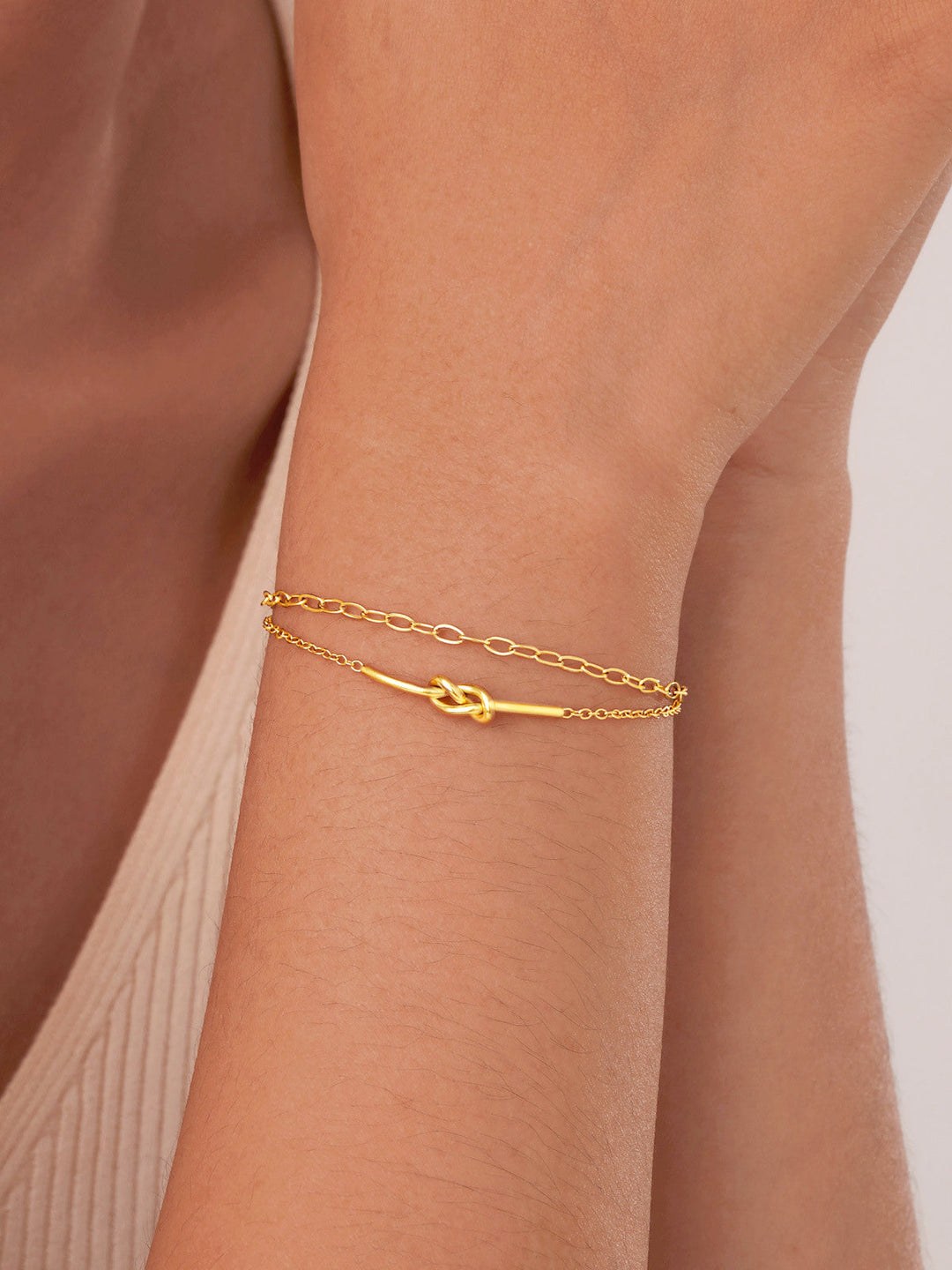Bracelet double nœud élégant