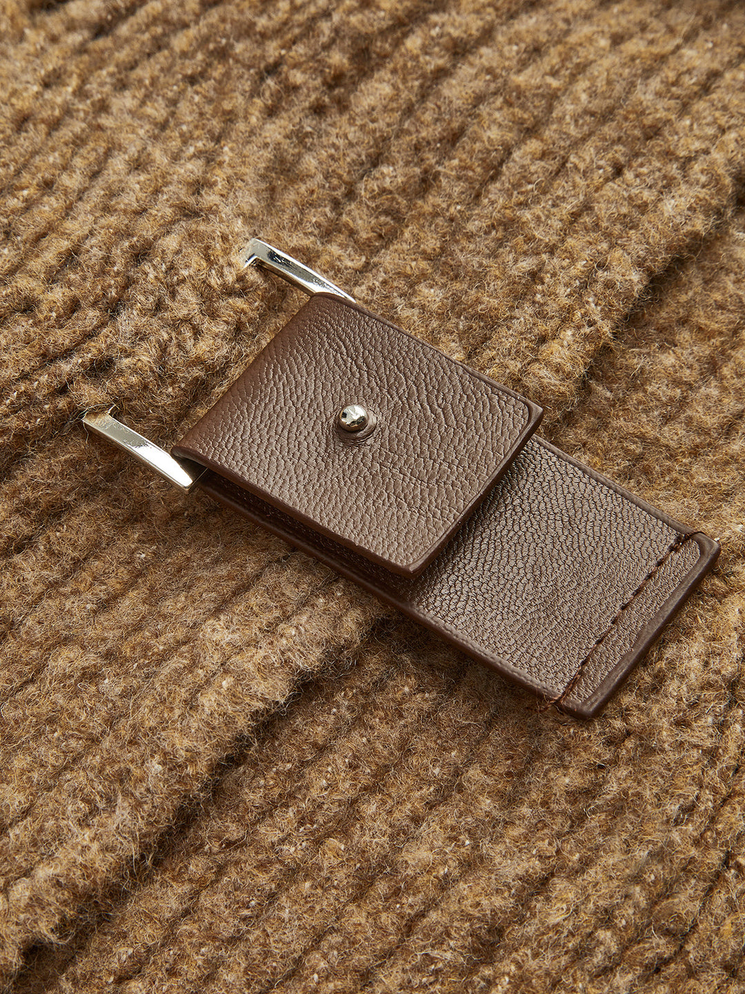 Cardigan à revers à boucle souple