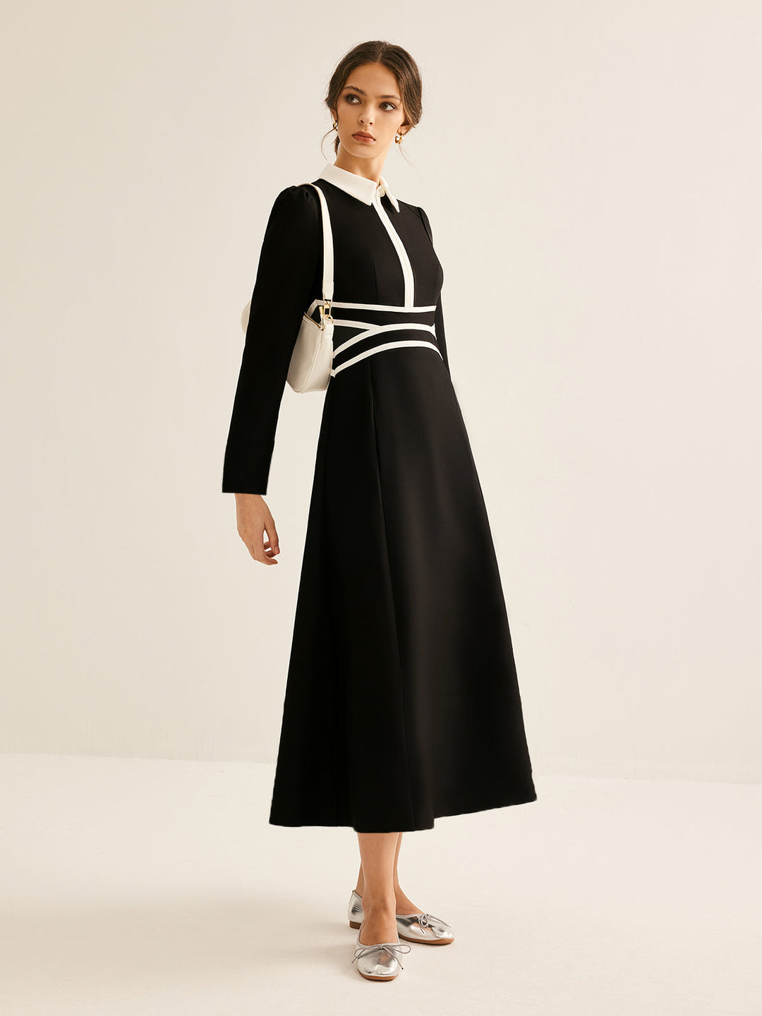 Robe à revers à manches longues et passepoil contrasté