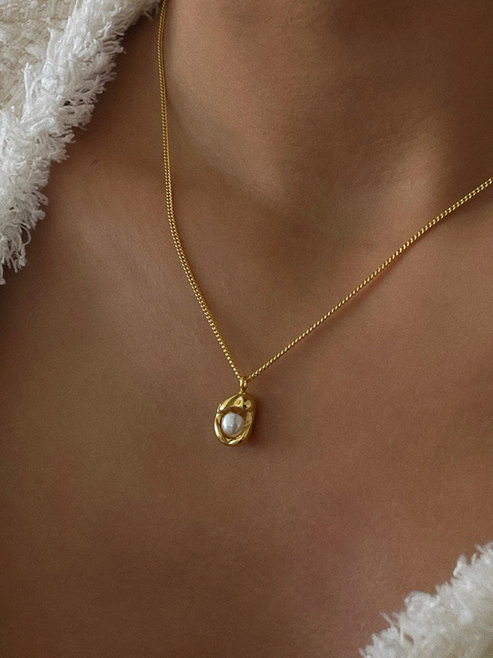 Collier Pendentif Perle Baroque Minimaliste