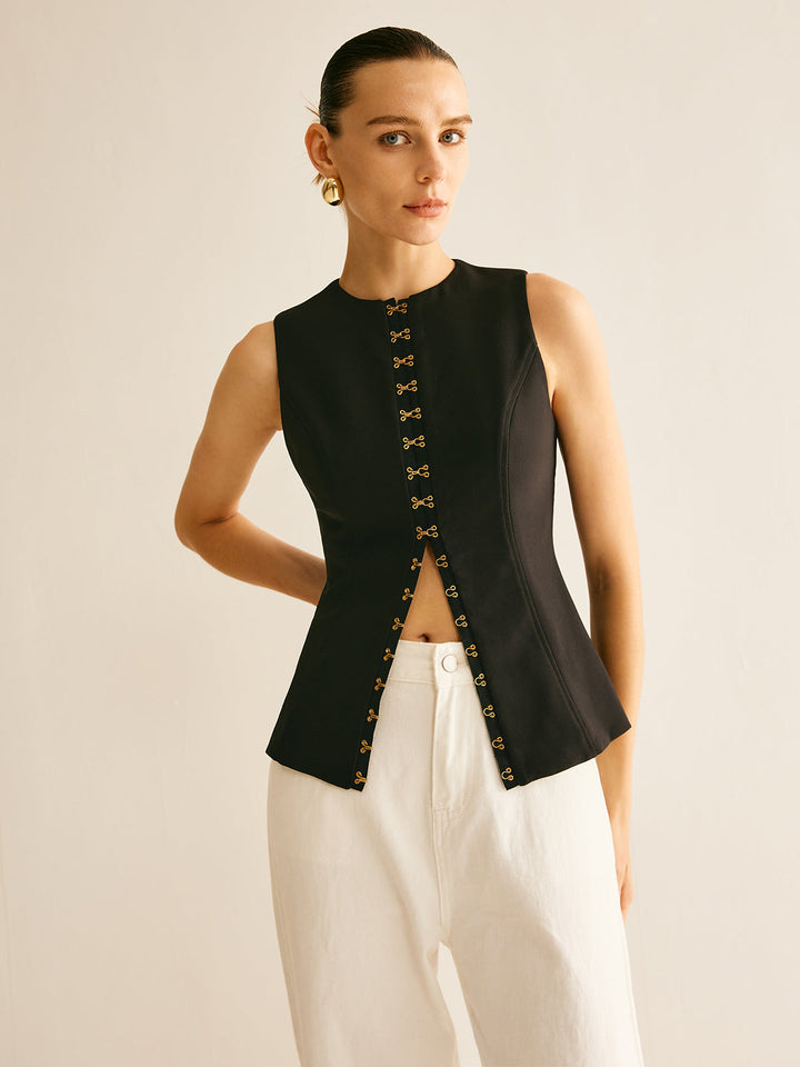 Gilet à col rond avec détails métalliques
