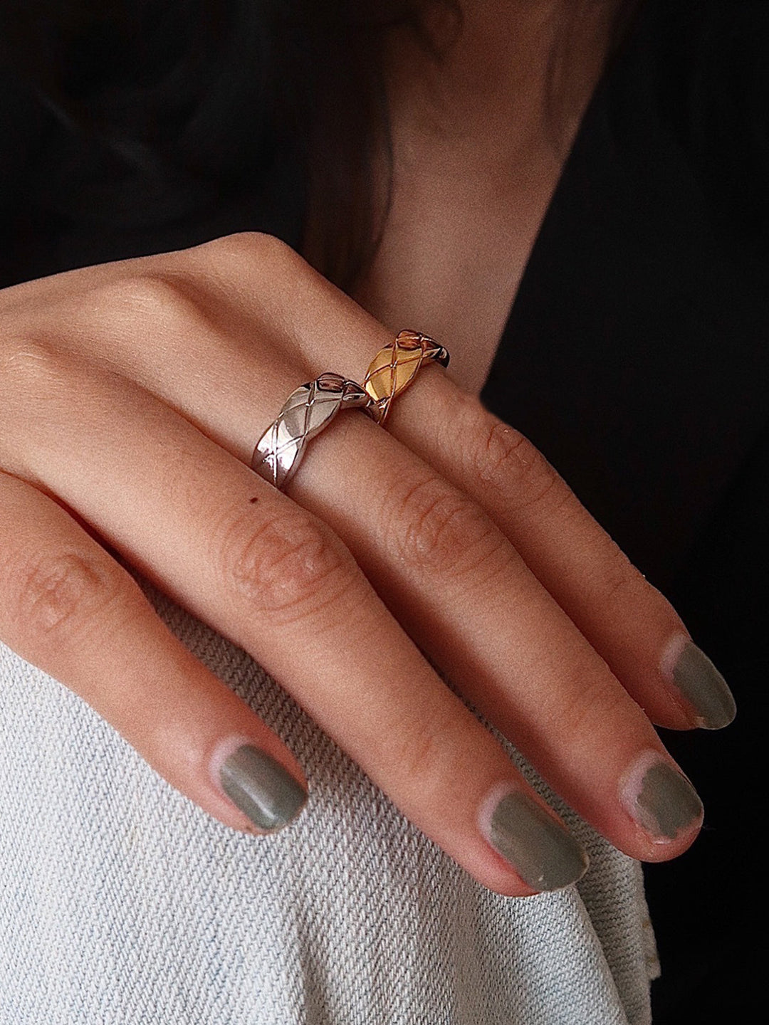 Bague Tunnel à Motifs Rhombiques