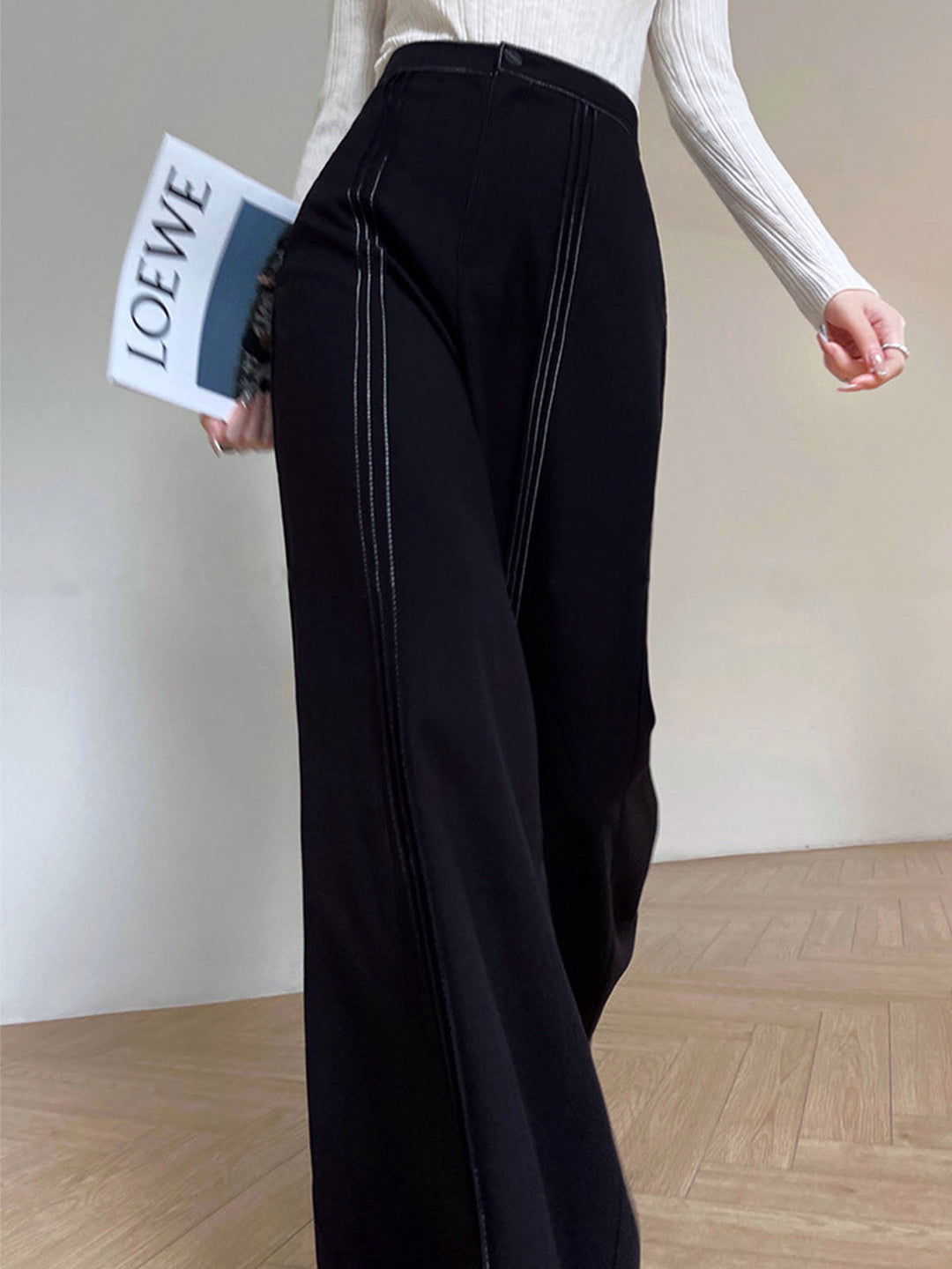 Pantalons évasés à jambes larges à barres contrastées