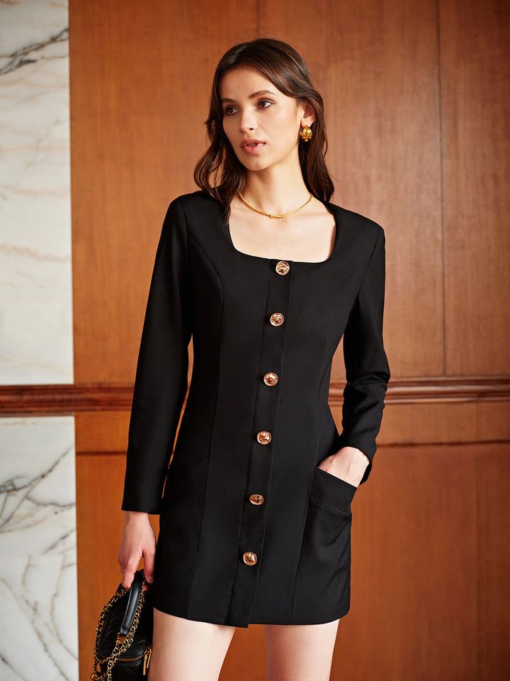 Robe Ajustée à Col Carré et Poches