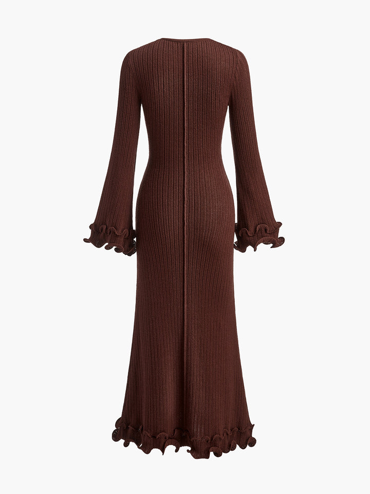 Robe en maille à nouer avec passepoil et volants semi-transparents