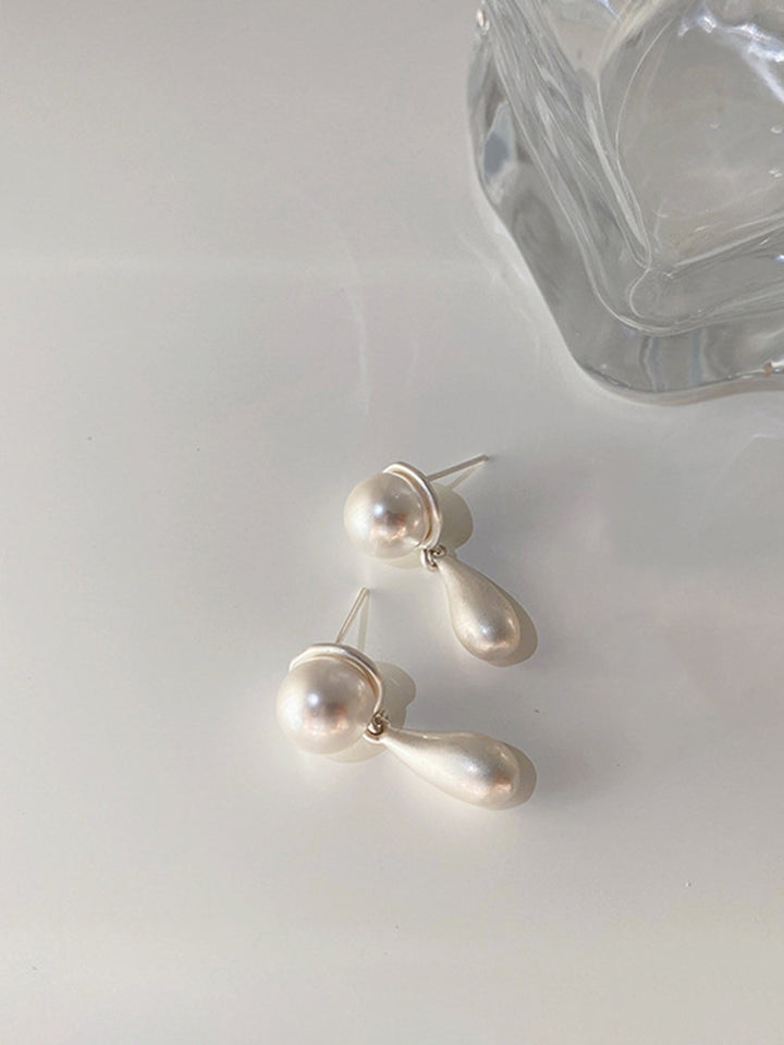 Boucles d'oreilles à breloques en forme de goutte d'eau en perle