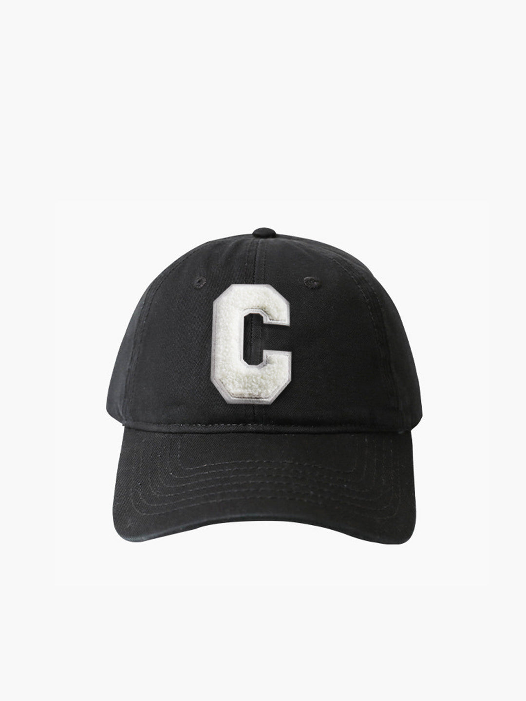 Casquette en coton souple avec lettre C