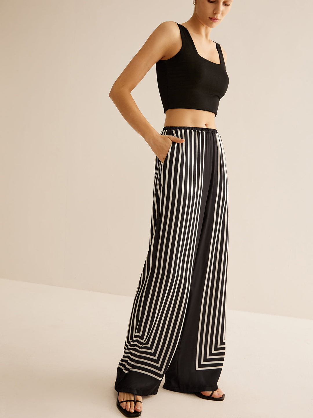 Pantalon Satin à Rayures Géométriques