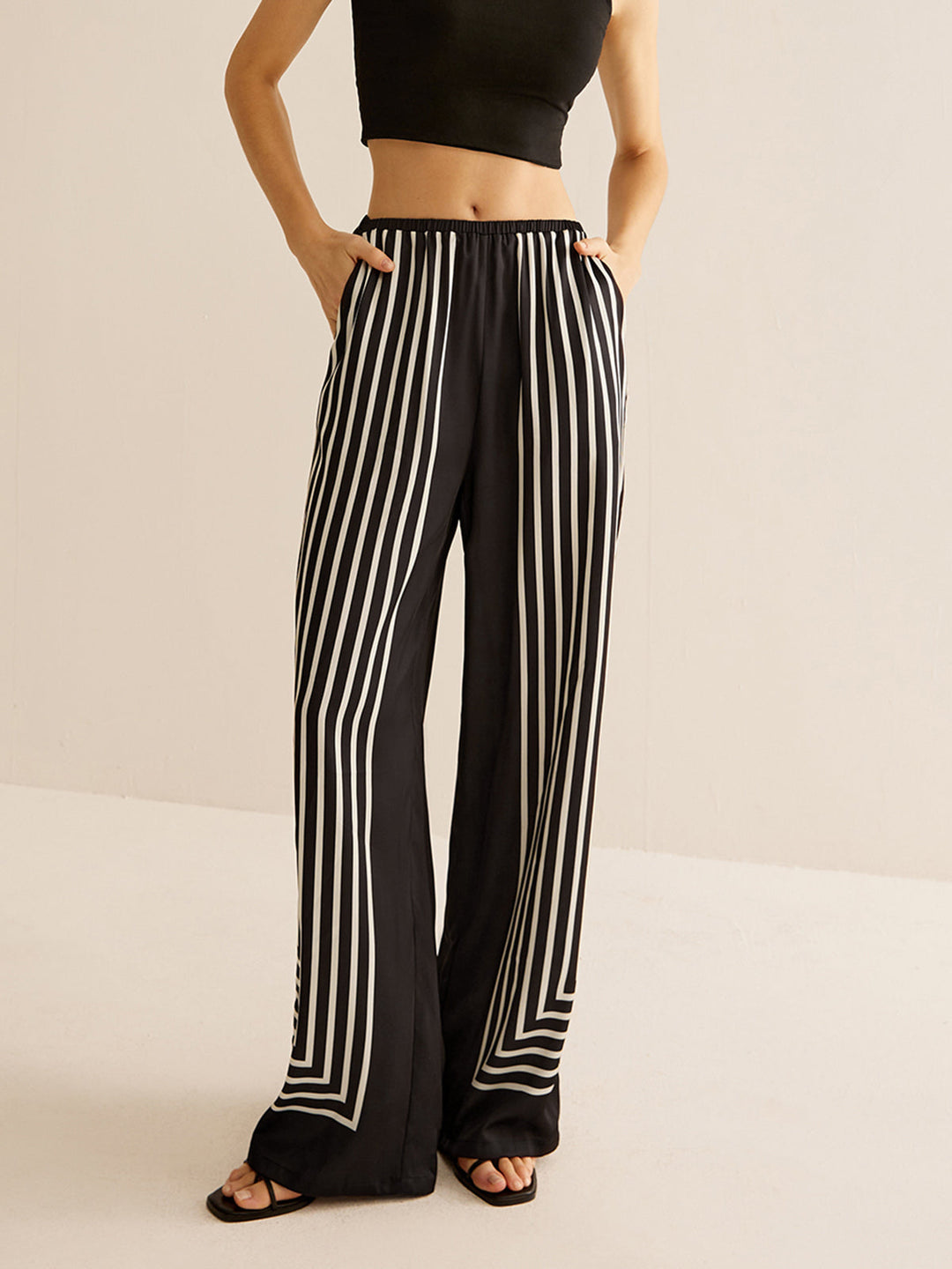 Pantalon Satin à Rayures Géométriques