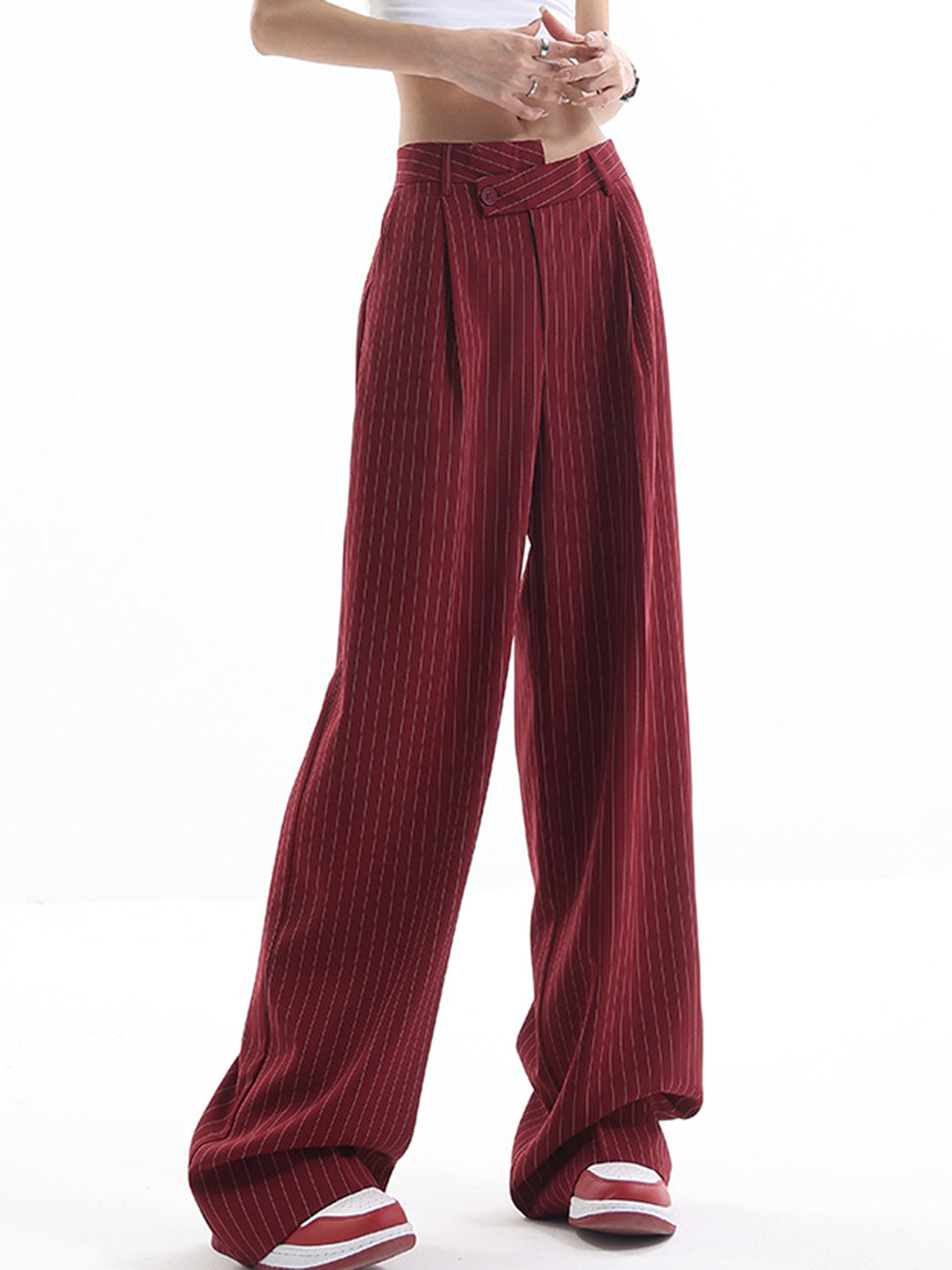 Pantalon à rayures asymétriques taille haute