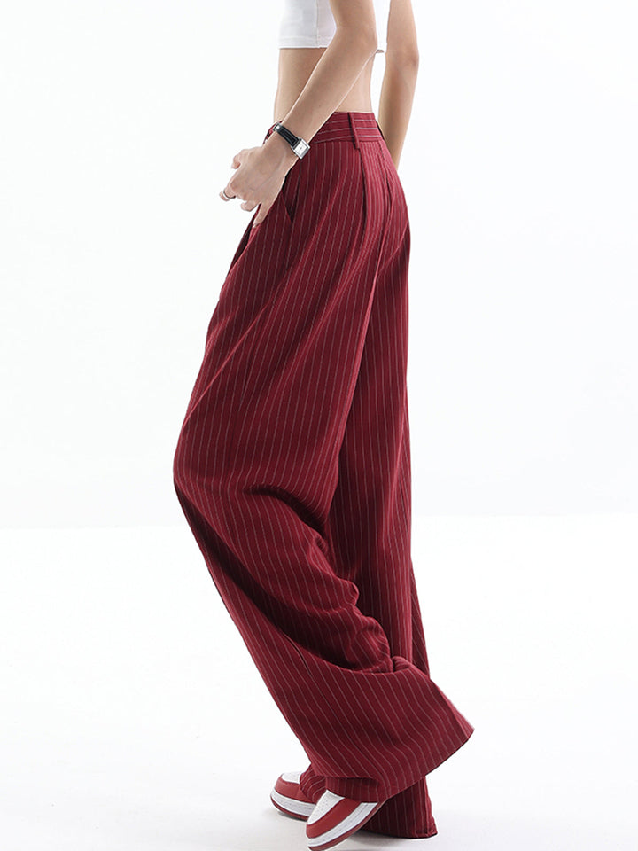 Pantalon à rayures asymétriques taille haute