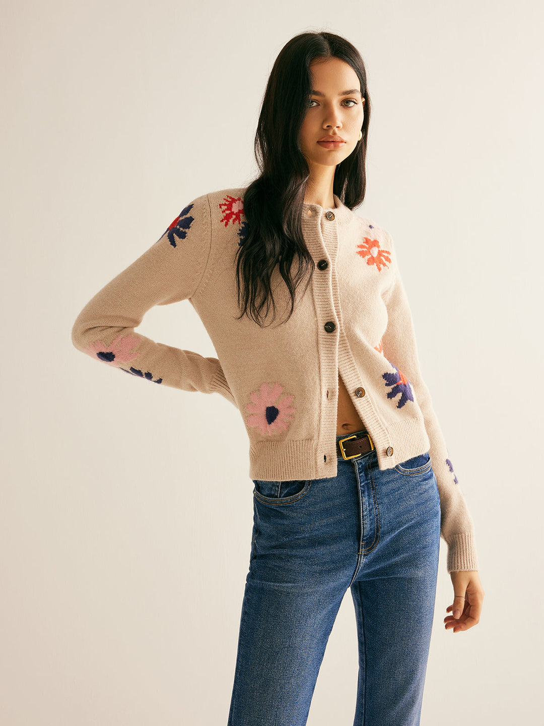 Cardigan Doux à Poitrine Boutonnée à Motif Floral