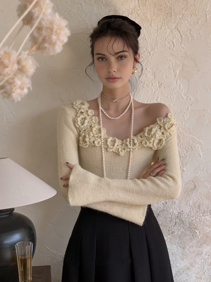 Haut en tricot côtelé à col floral