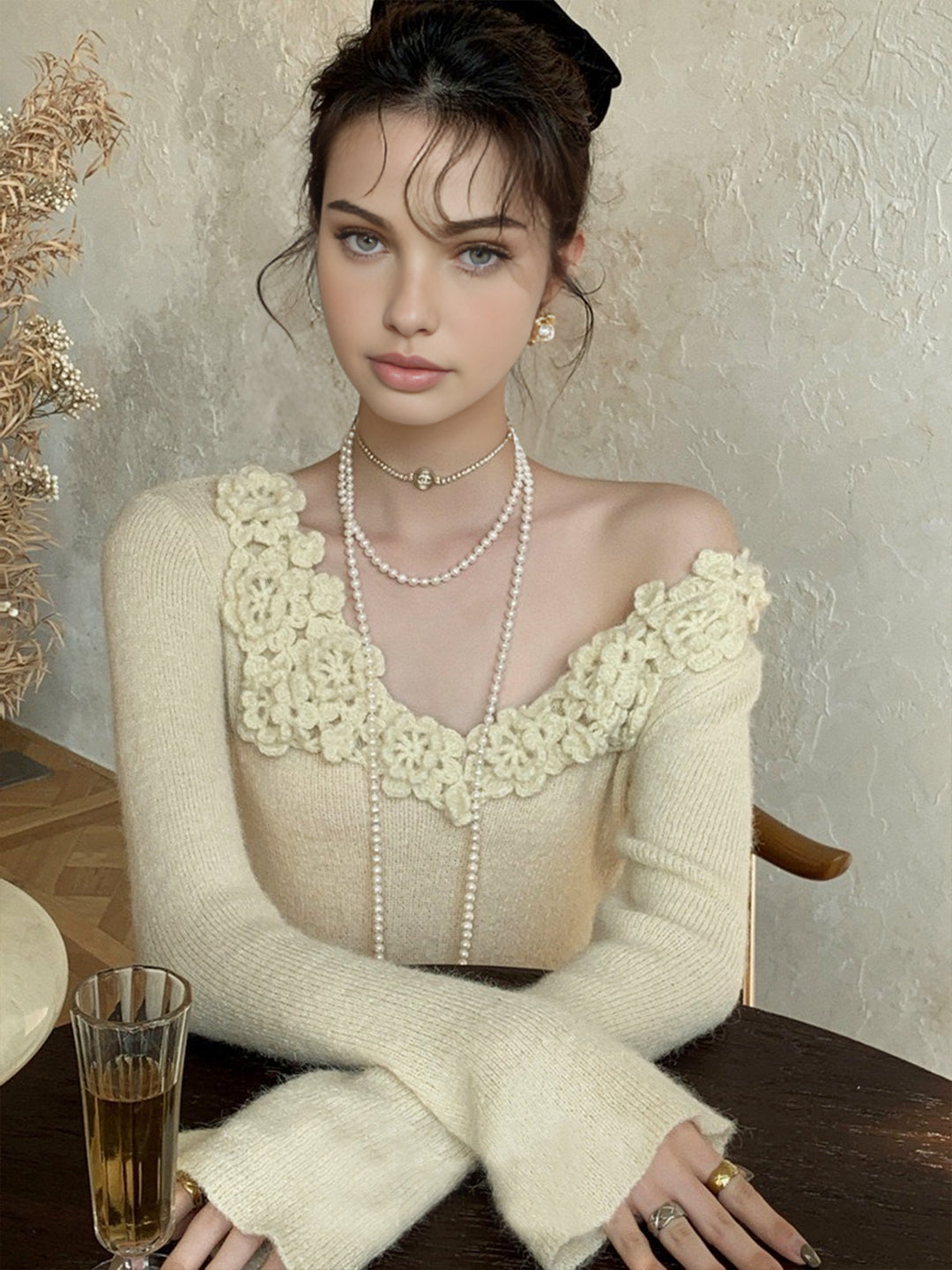 Haut en tricot côtelé à col floral