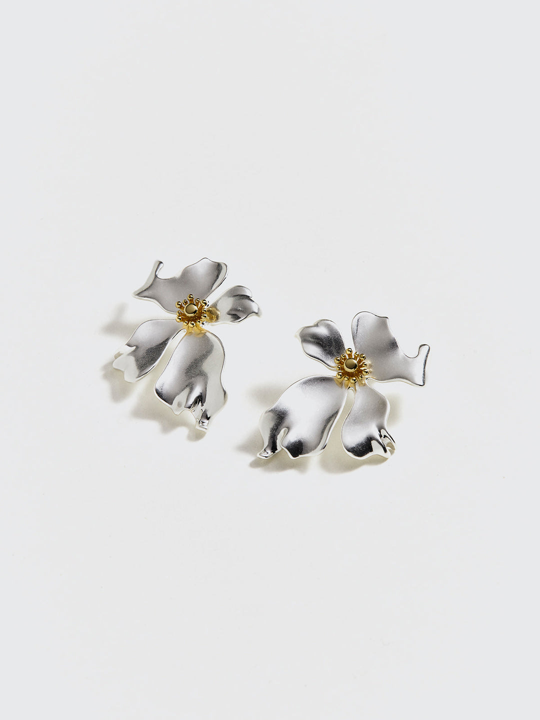 Boucles d'oreilles à clous en métal irrégulier