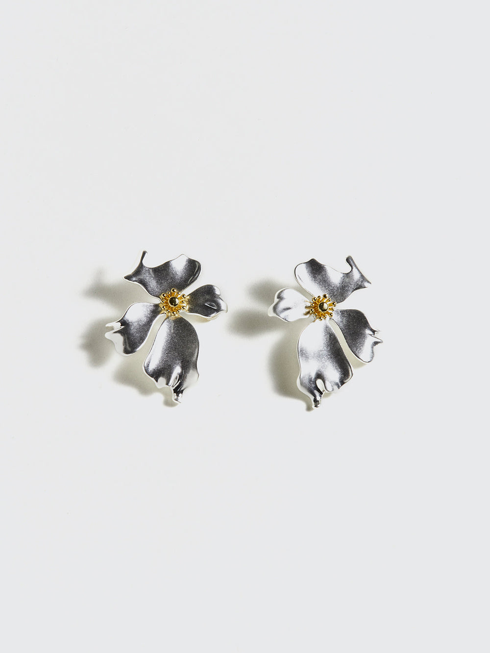 Boucles d'oreilles à clous en métal irrégulier