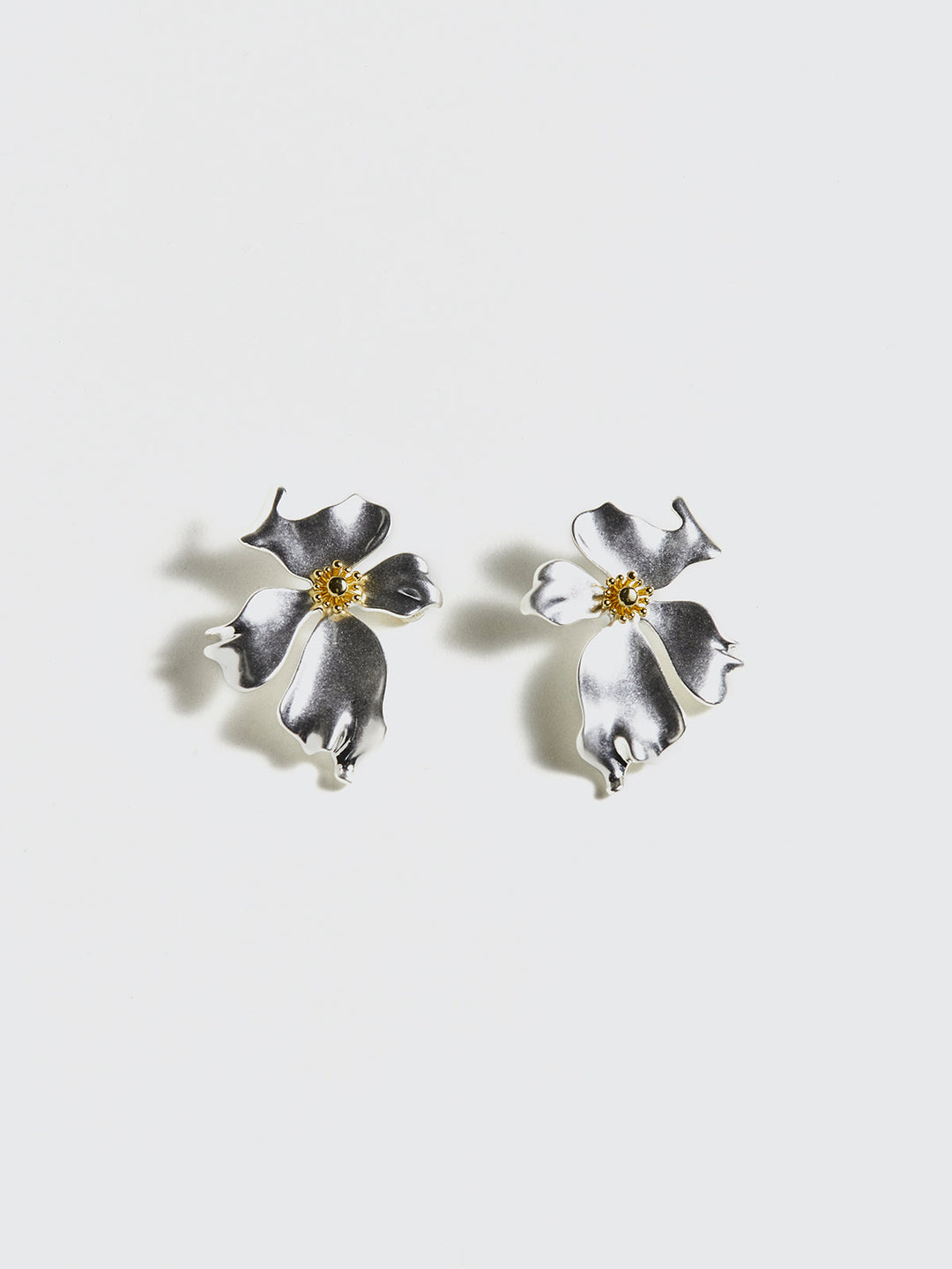 Boucles d'oreilles à clous en métal irrégulier