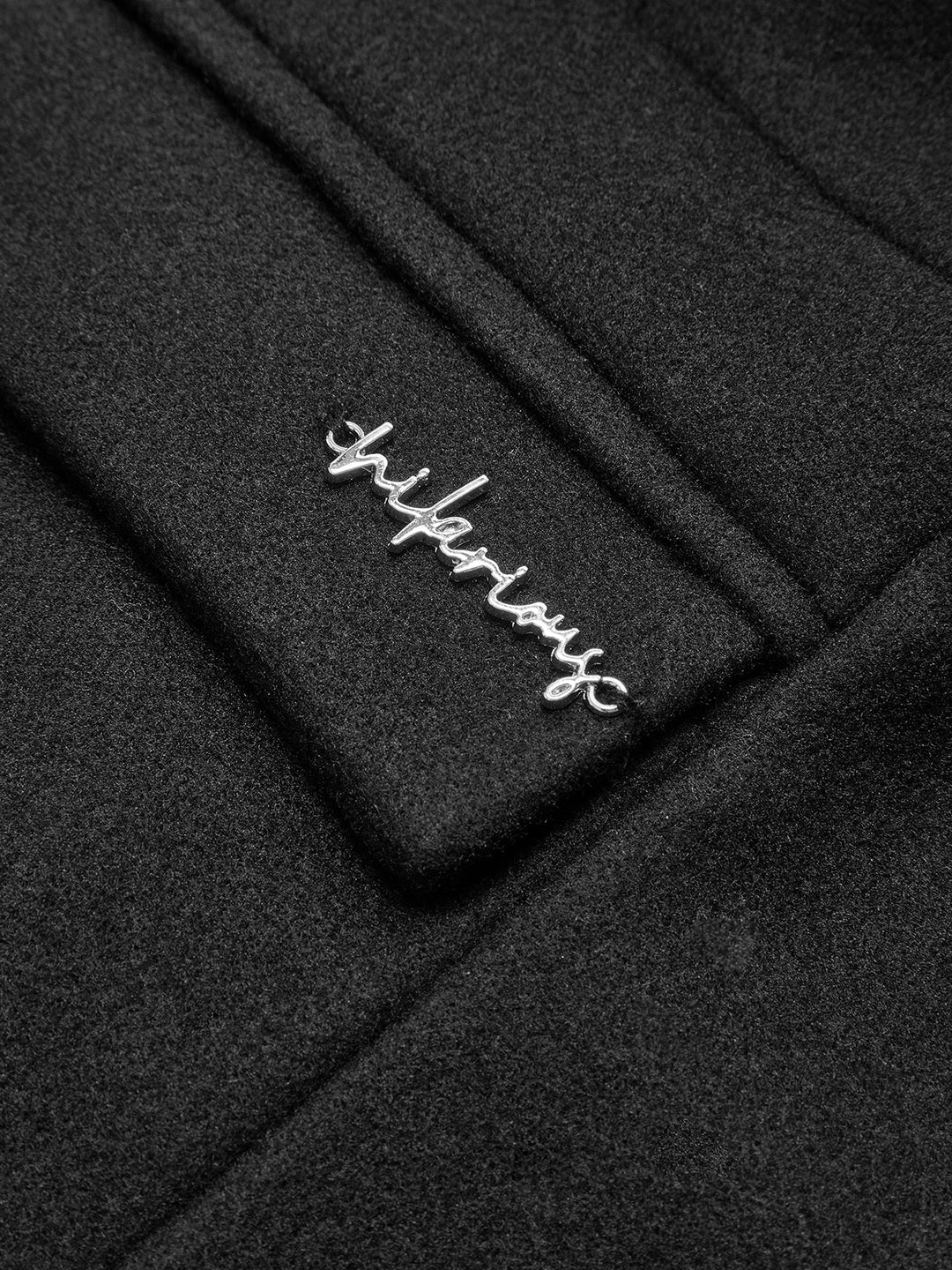 Veste à col oversize et fermeture éclair ajustée