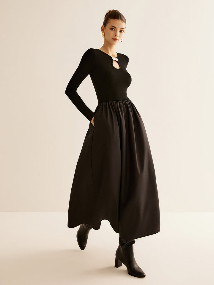 Robe à encolure en clé