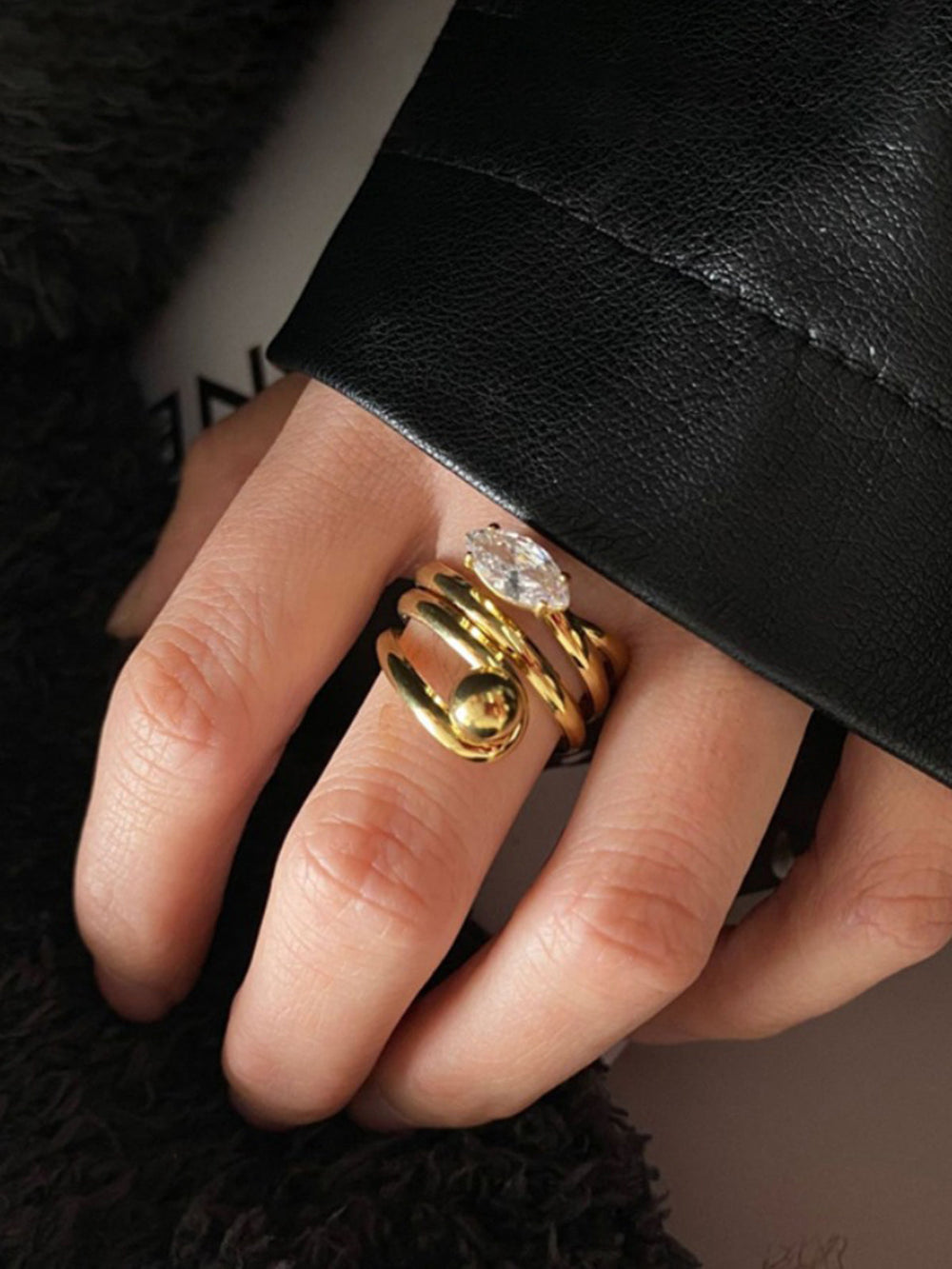 Bague Tourbillon Élégante