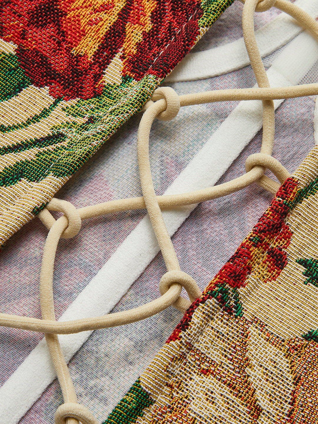 Corset à cordon floral
